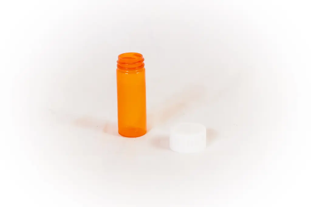Prefer Vials with C/R Caps 8 DRAM 490 Ct P08