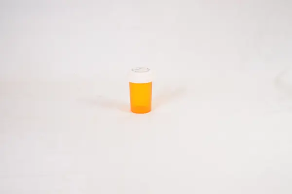 Reversible Vials with Dual-Purpose Caps 20DRAM 270 30020